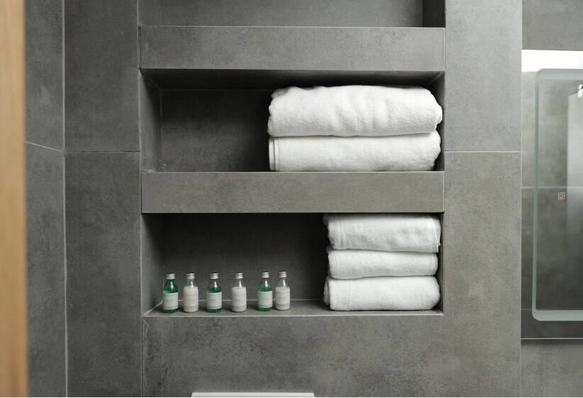 اتاق لوکس سه تخته, Vetus