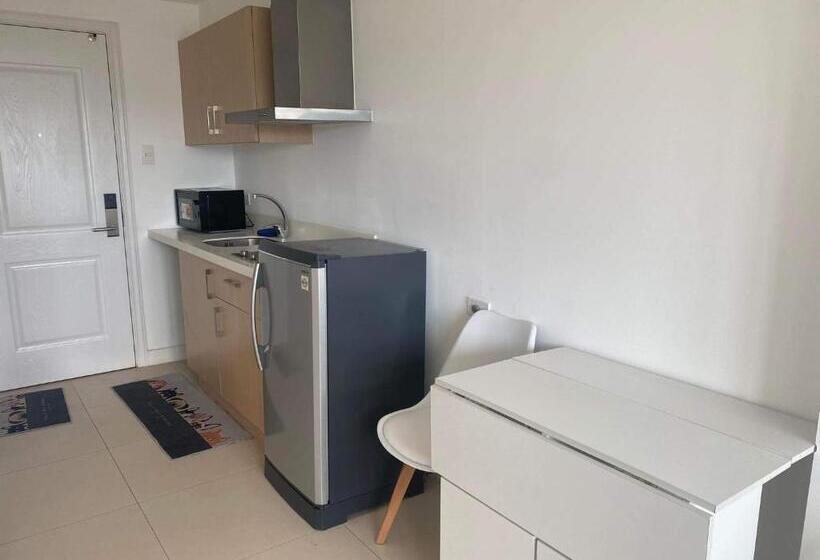 带观景的标准工作室, Condo Studio In The Residences At Commonwealth