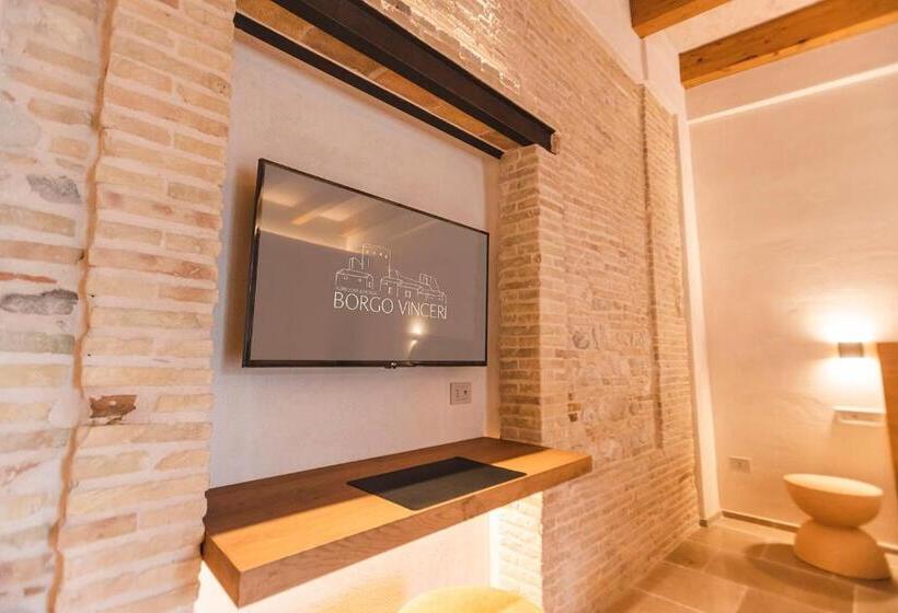 Номер Deluxe с Видом, Borgo Vinceri