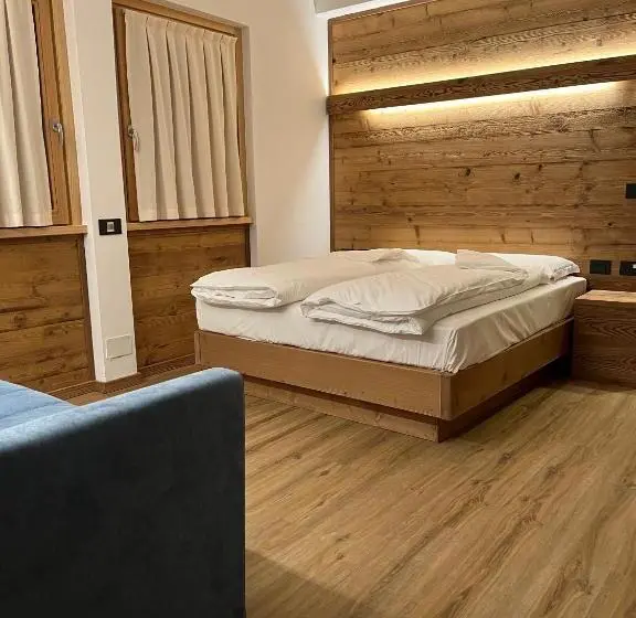バスタブ付きスタンダードルーム, Chalet Baita Del Sole