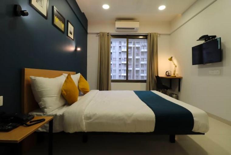 Номер Стандарт, Hooliv Ariana