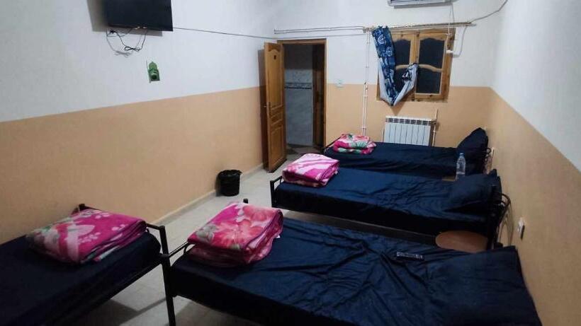 تختخواب در اتاق مشترک, Mirana Mayotte Hostel47