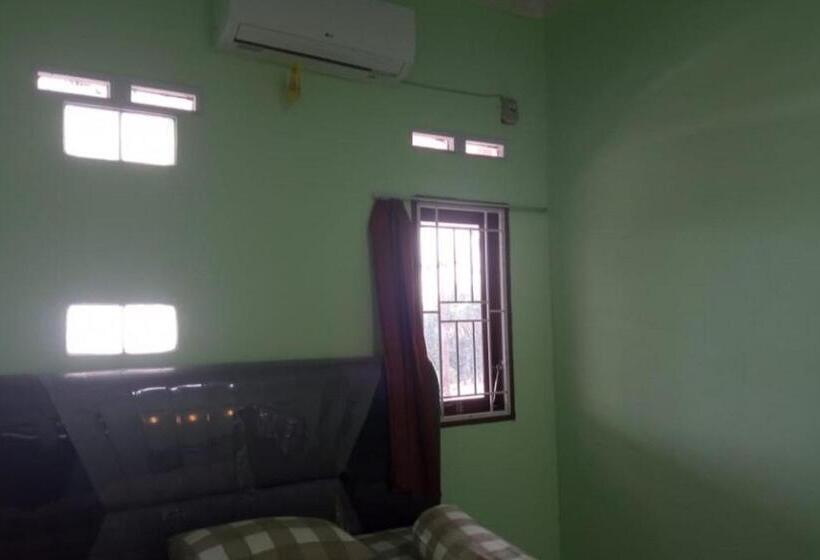 豪华房间, Oyo 93457 White House Syariah