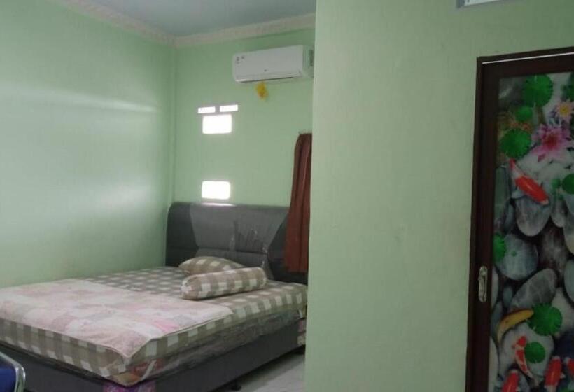 豪华房间, Oyo 93457 White House Syariah