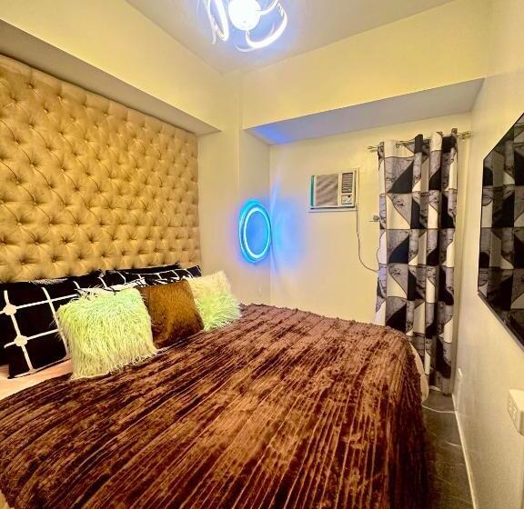 带2个卧室的公寓, Je  Suite