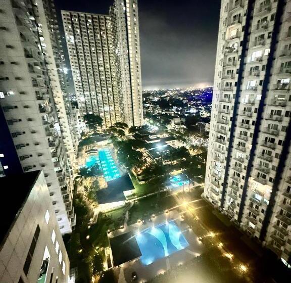 带2个卧室的公寓, Je  Suite