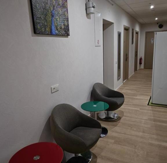 اتاق استاندارد چهار تخته, Kauno Apartamentai Big Room King Size Bed