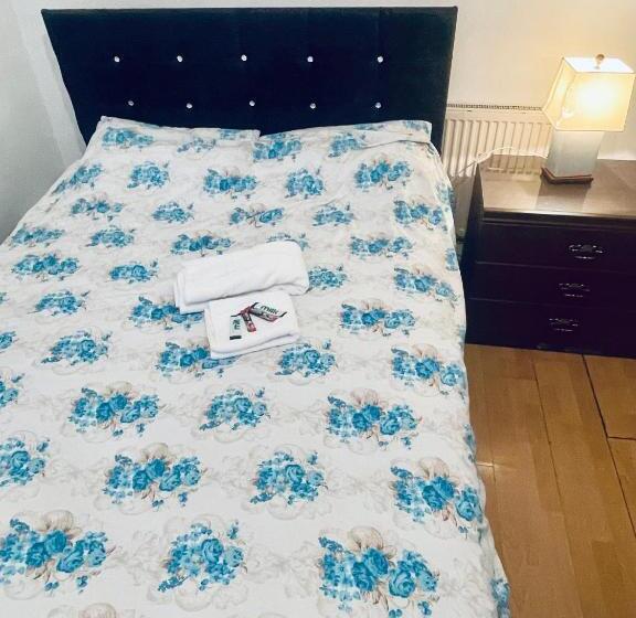 غرفة إقتصادية, Mia Property Two Mile Hill