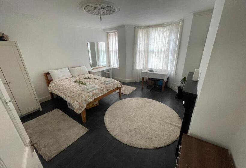 غرفة ديلوكس, Mia Property Two Mile Hill