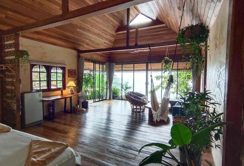 סוויטה נוף לים, Whynam Beach