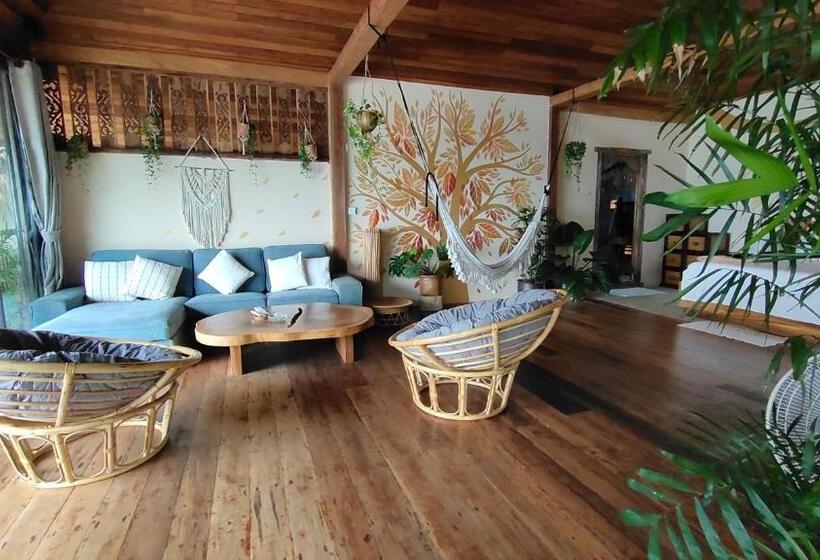 סוויטה נוף לים, Whynam Beach