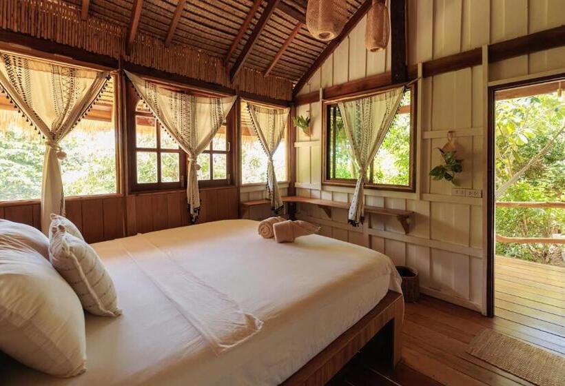 ガーデンビューのスタンダードバンガロー, Whynam Beach