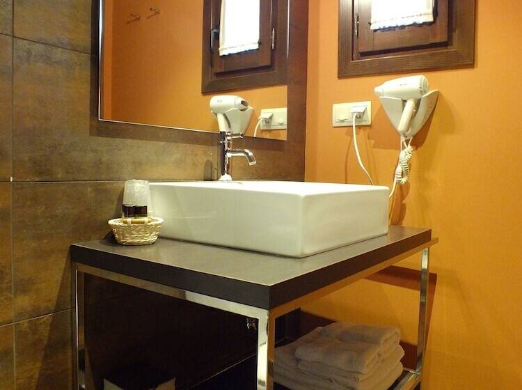 اتاق استاندارد چهار تخته, Areulo