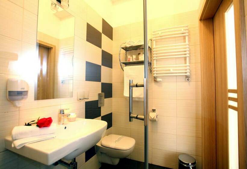 Номер Superior, Cesarskie Ogrody