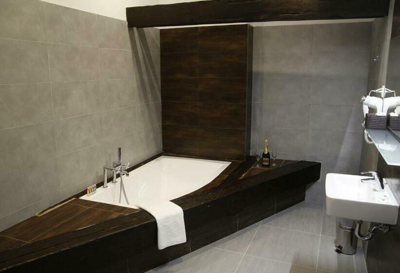 اتاق لوکس, Chopin Bydgoszcz