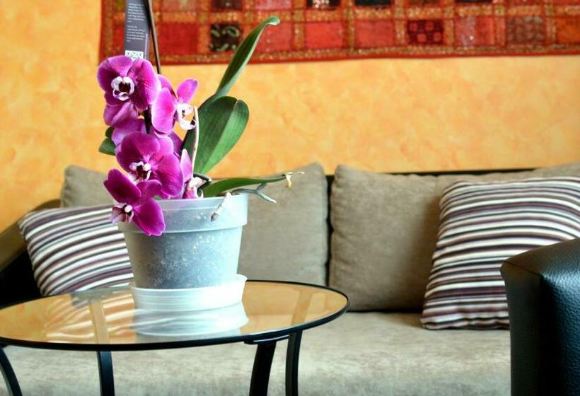 4인용 스탠다드 룸, Flamingo Vendégház