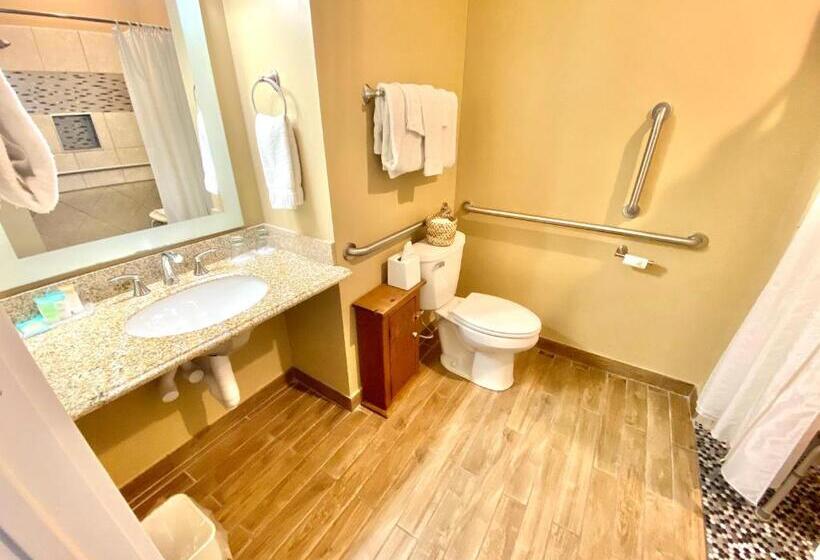 高级客房, Harbor House Inn