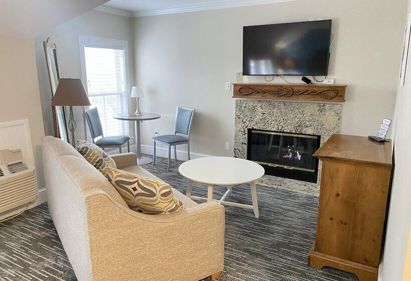 高级客房, Harbor House Inn