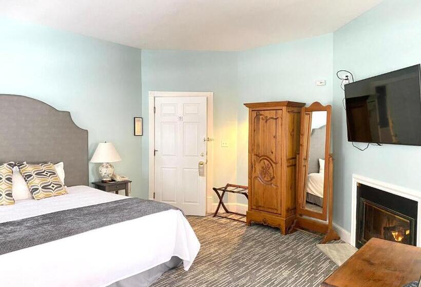 Номер Премиум, Harbor House Inn