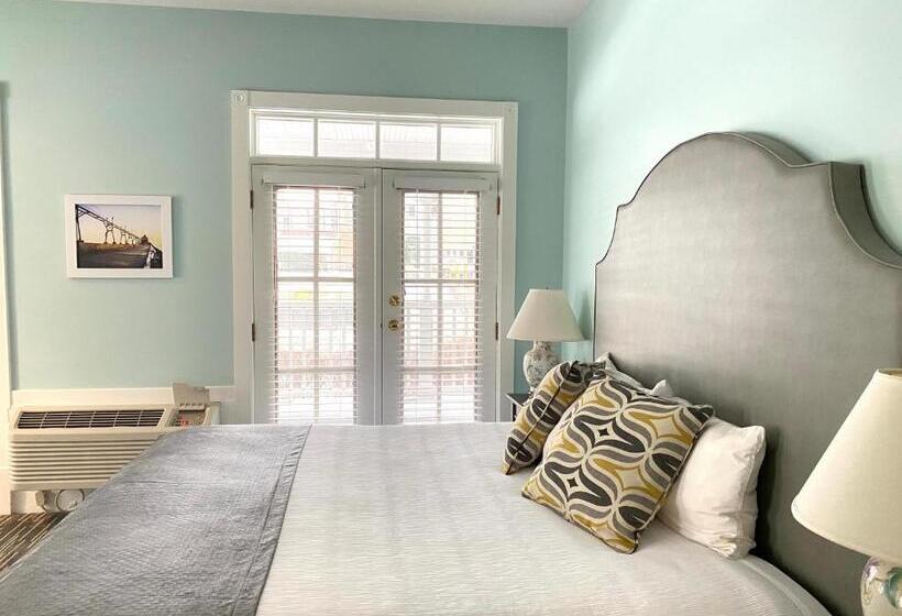 프리미엄 룸, Harbor House Inn