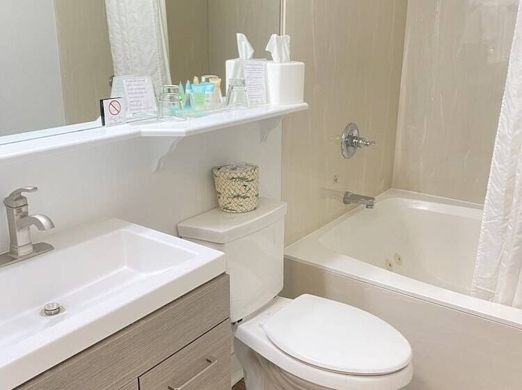 高级客房, Harbor House Inn