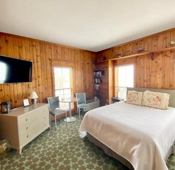 适合残疾人使用的标准间, Harbor House Inn
