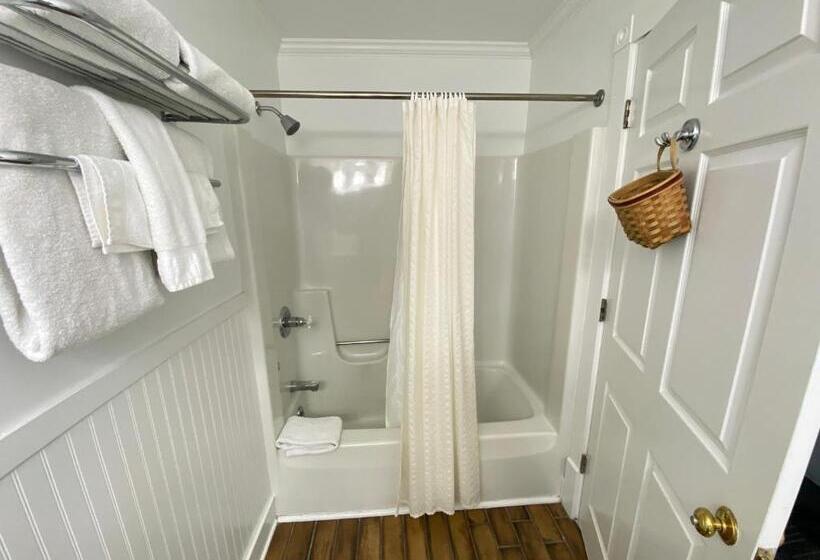 Номер Стандарт, Harbor House Inn