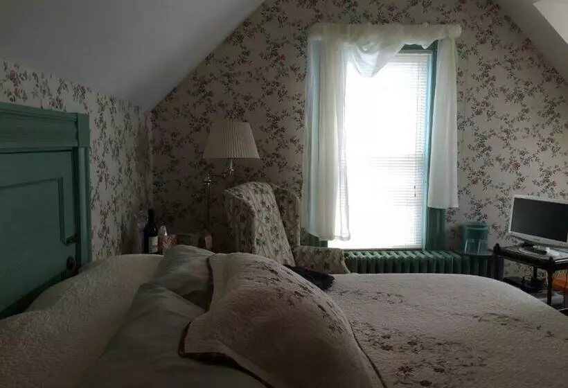 エコノミールーム, Harborview Inn