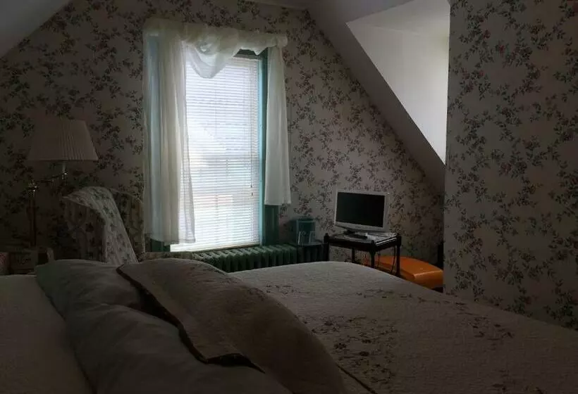 エコノミールーム, Harborview Inn