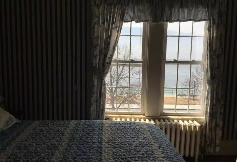 キングサイドベッドのスタンダードワンルーム, Harborview Inn