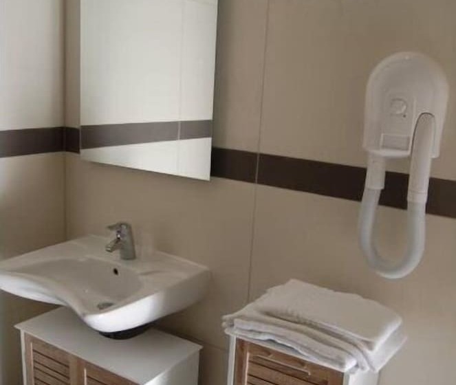 标准三人间, L Escale Perigueux Notre Dame