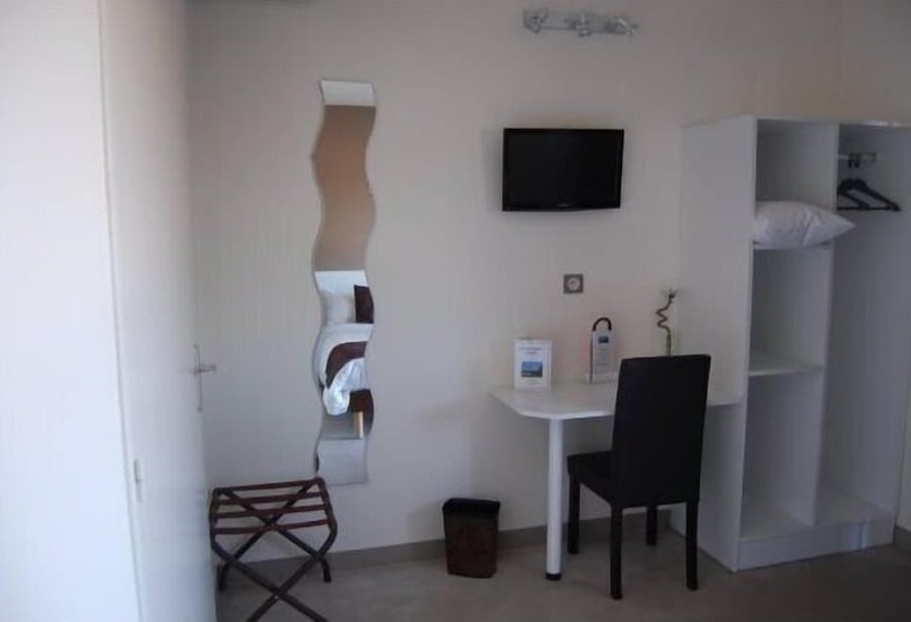 标准三人间, L Escale Perigueux Notre Dame