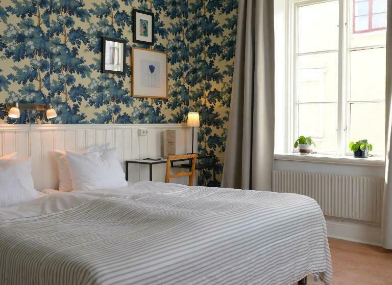 Quarto Estandar, L Park