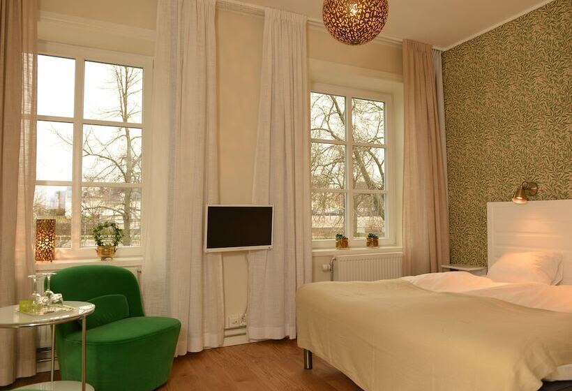 Quarto Estandar, L Park