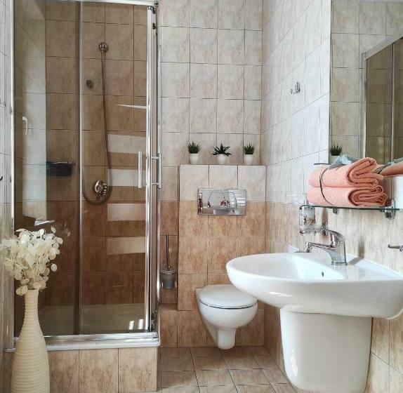 اتاق استاندارد, Lago Apartamenty I Pokoje