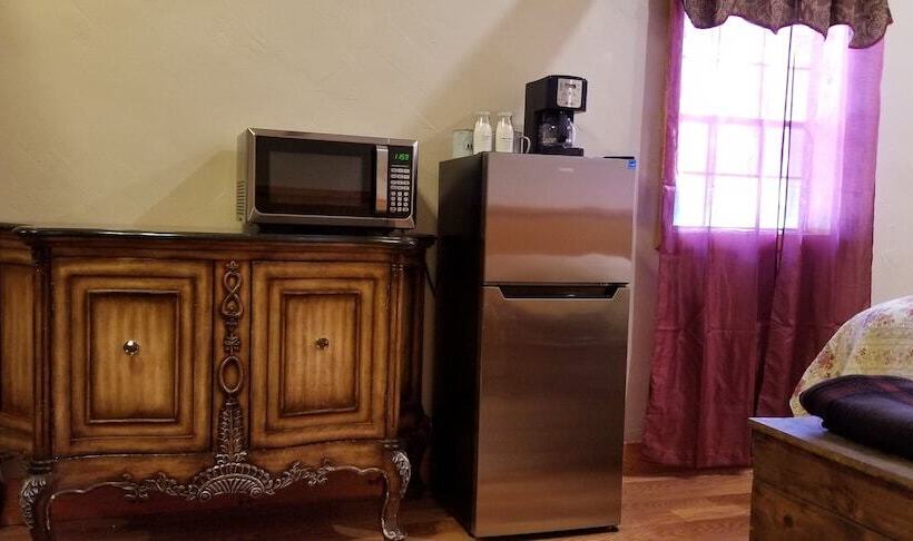 デラックスキャビン, Lonesome Dove Ranch