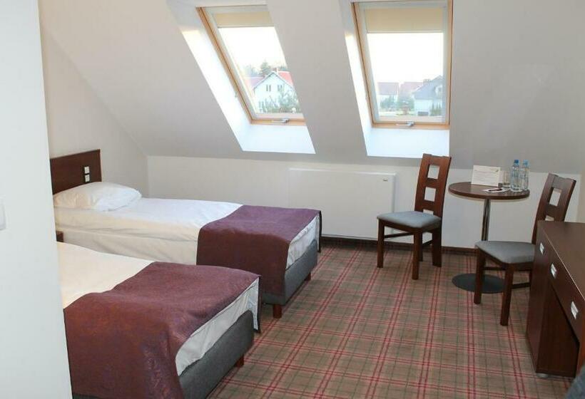 اتاق استاندارد یک نفره, Marusza