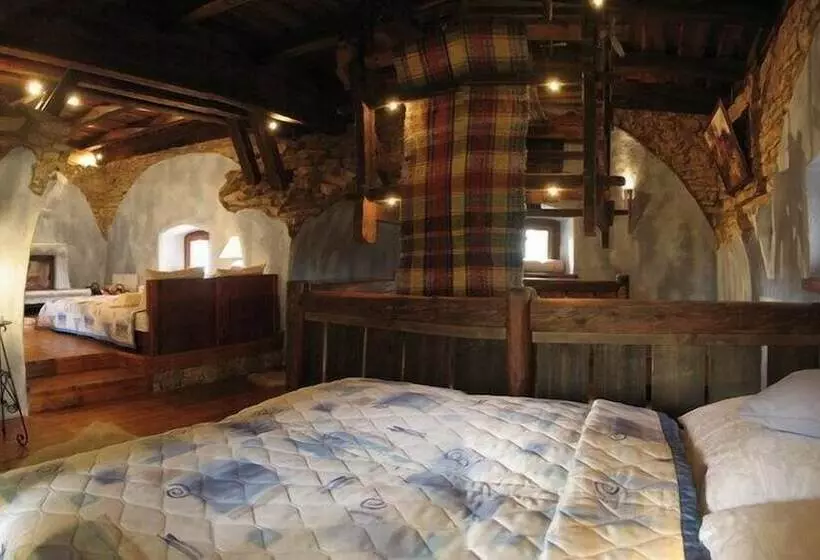 سوییت جونیور, Pension Restaurant Sabato