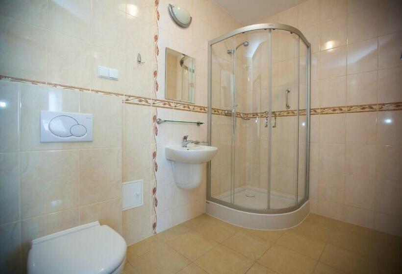 标准单人间, Posejdon