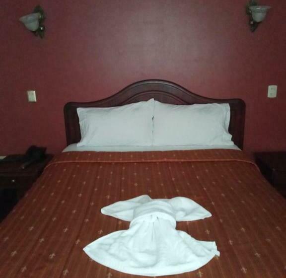 سوییت جونیور, Prado Internacional