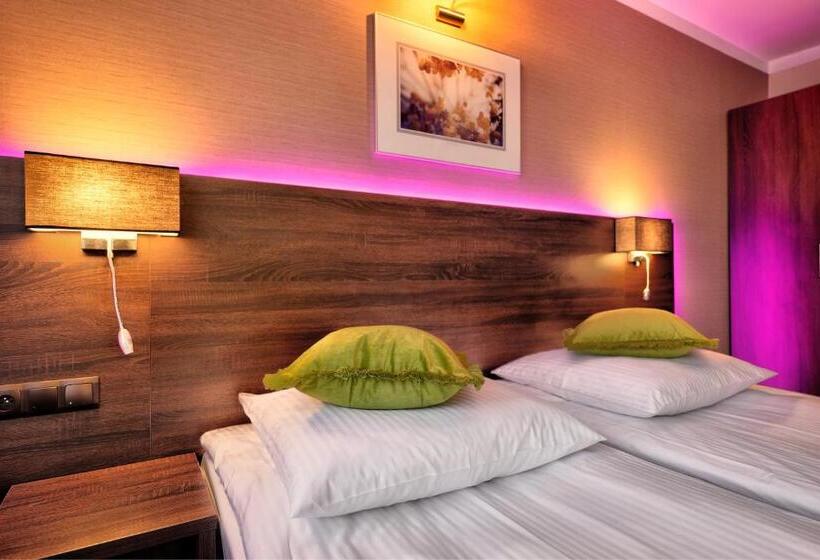 شقة غرفة واحدة, Leśny