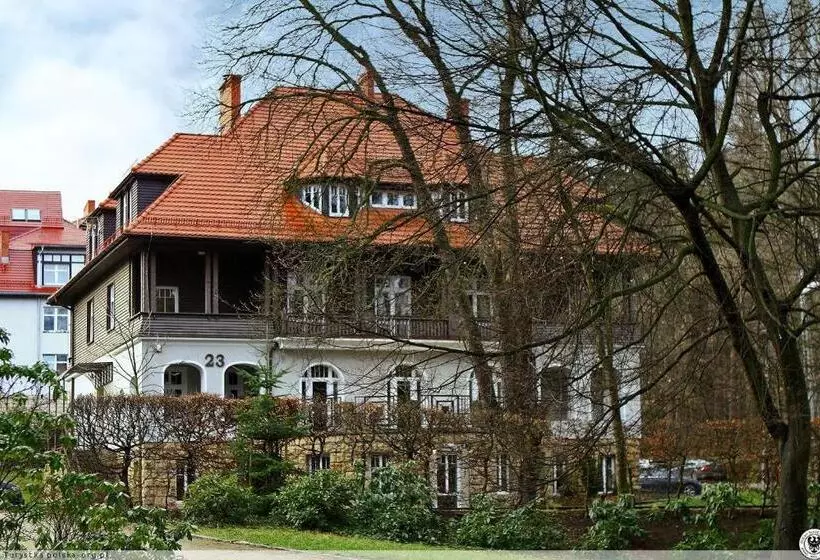 スタンダードルーム, Villa Lessing