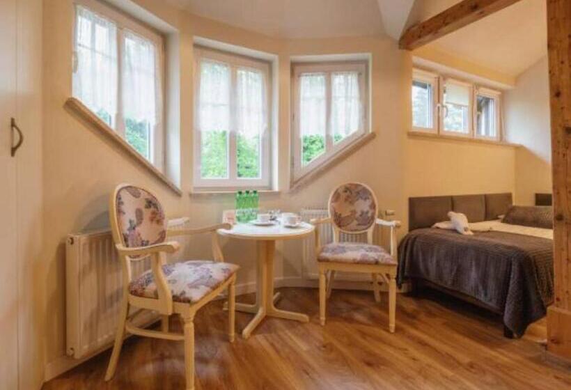 스탠다드 트리플 룸, Villa Lessing