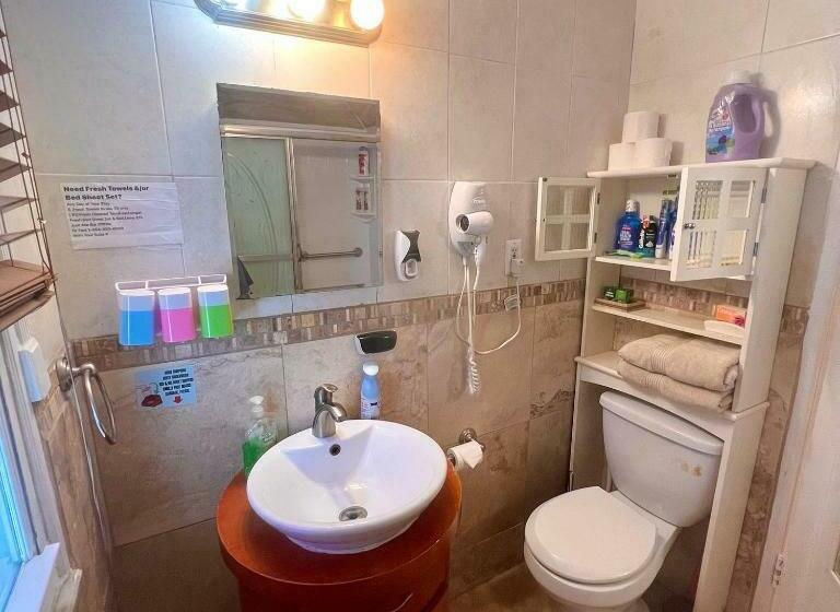 带大床的标准工作室, Villa Sinclair Beach Suites And Spa