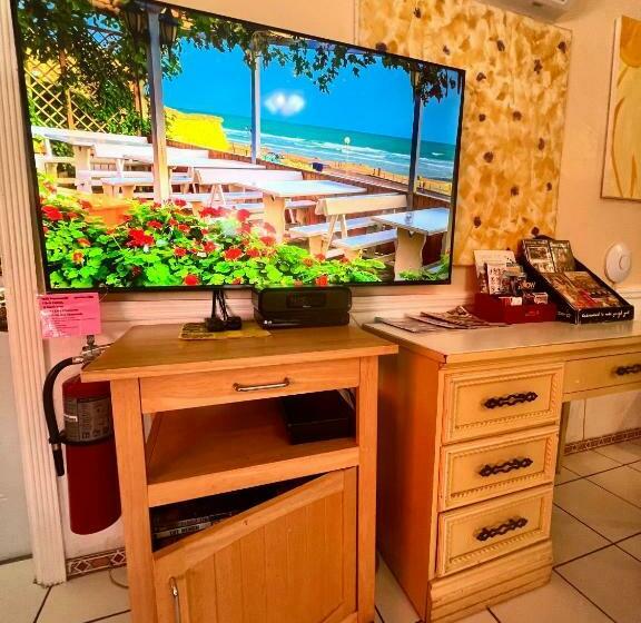 带大床的标准工作室, Villa Sinclair Beach Suites And Spa