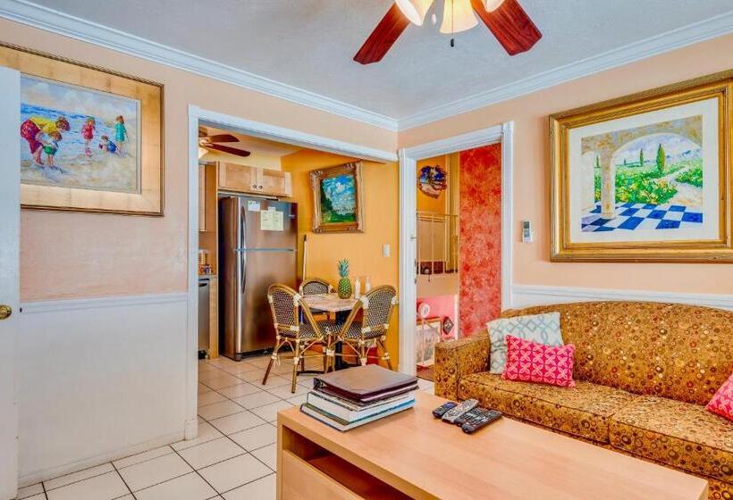 带2个卧室的公寓, Villa Sinclair Beach Suites And Spa