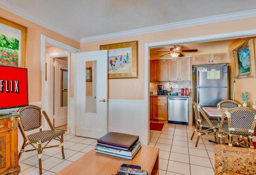 带2个卧室的公寓, Villa Sinclair Beach Suites And Spa