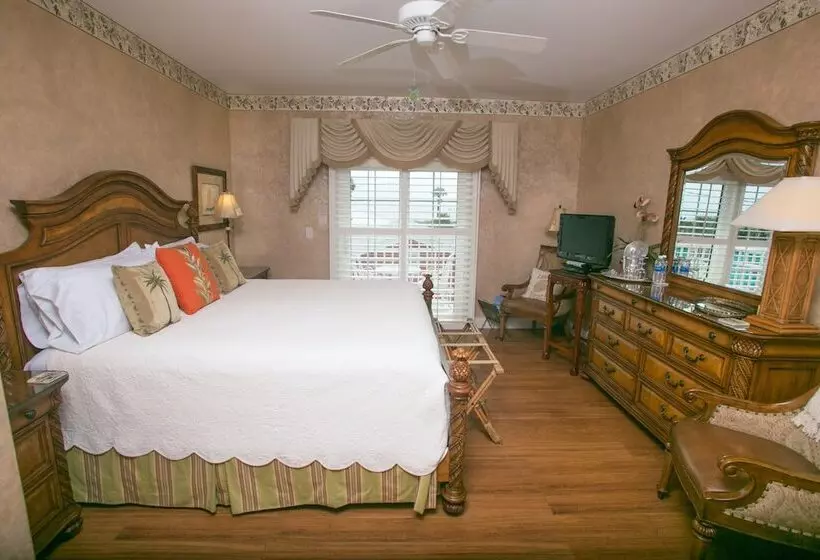 海の見えるダブルベッドスタンダードルーム, Windemere Inn By The Sea