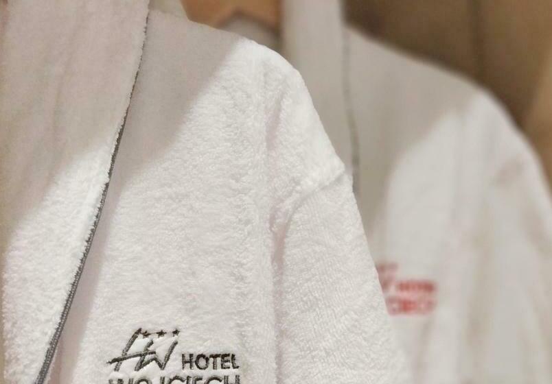 غرفة قياسية, Wojciech