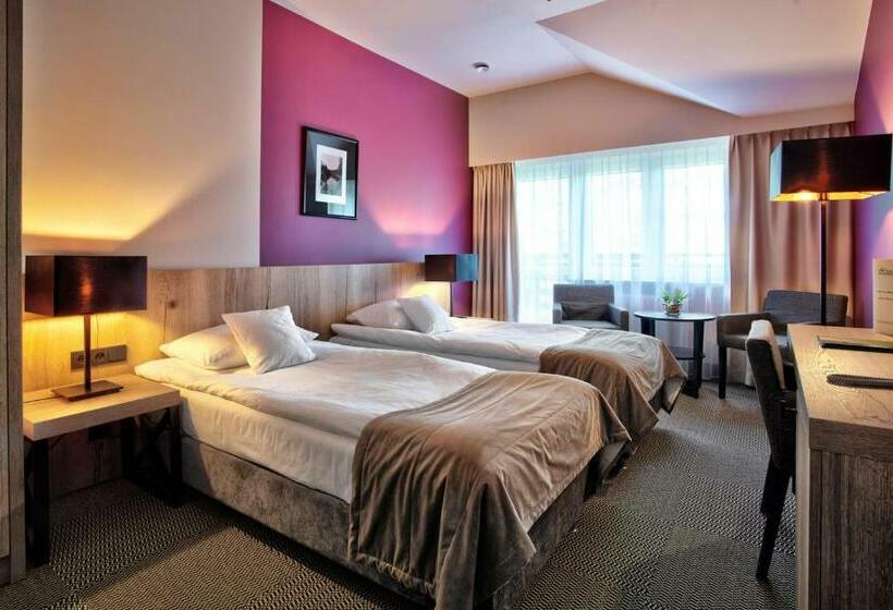 غرفة قياسية, Wojciech